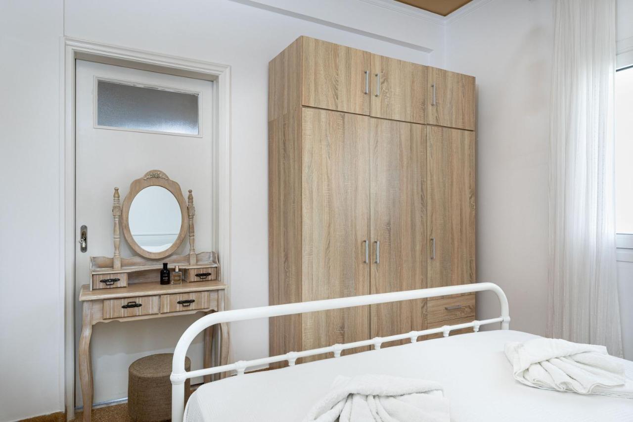 Breeze One Bedroom Apartment By Blupine Афіни Екстер'єр фото